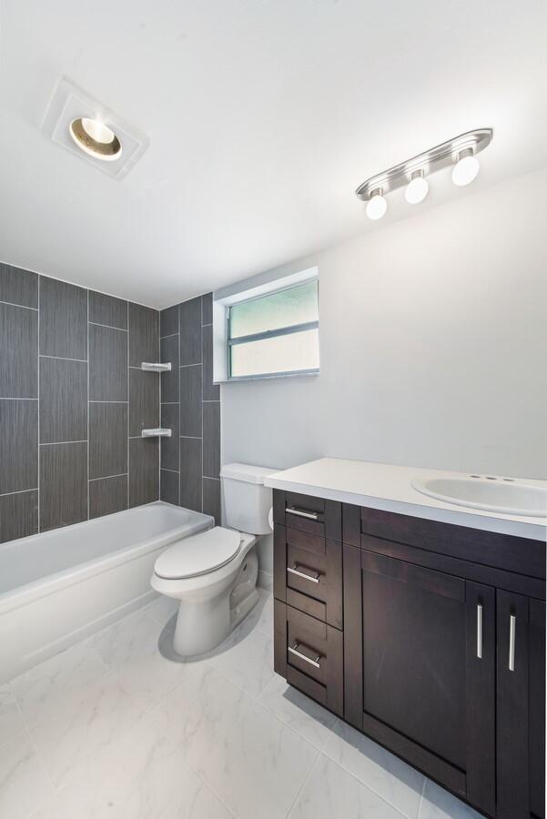 2755 W Atlantic Avenue, C-102