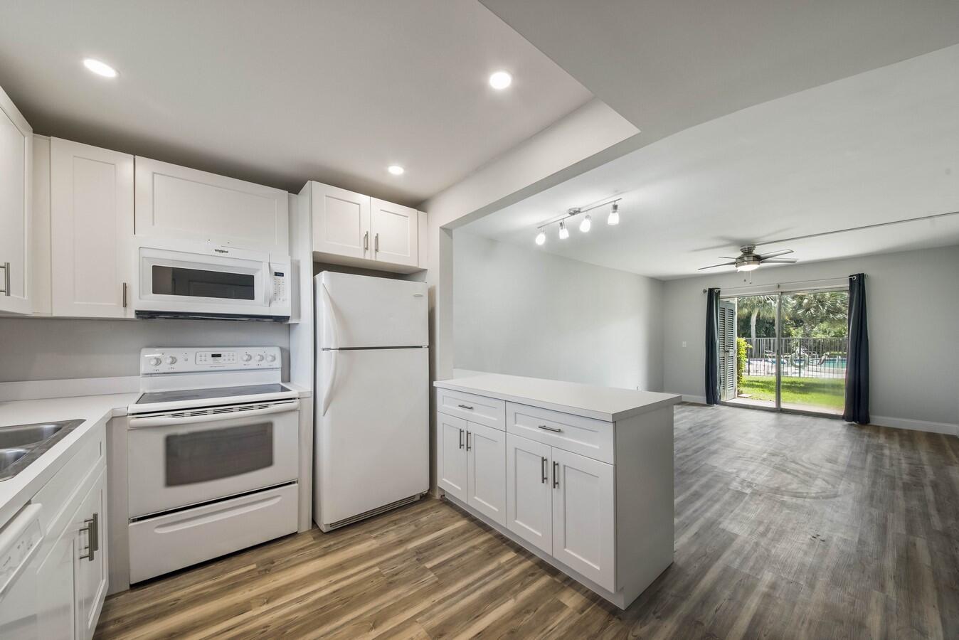 2755 W Atlantic Avenue, C-102