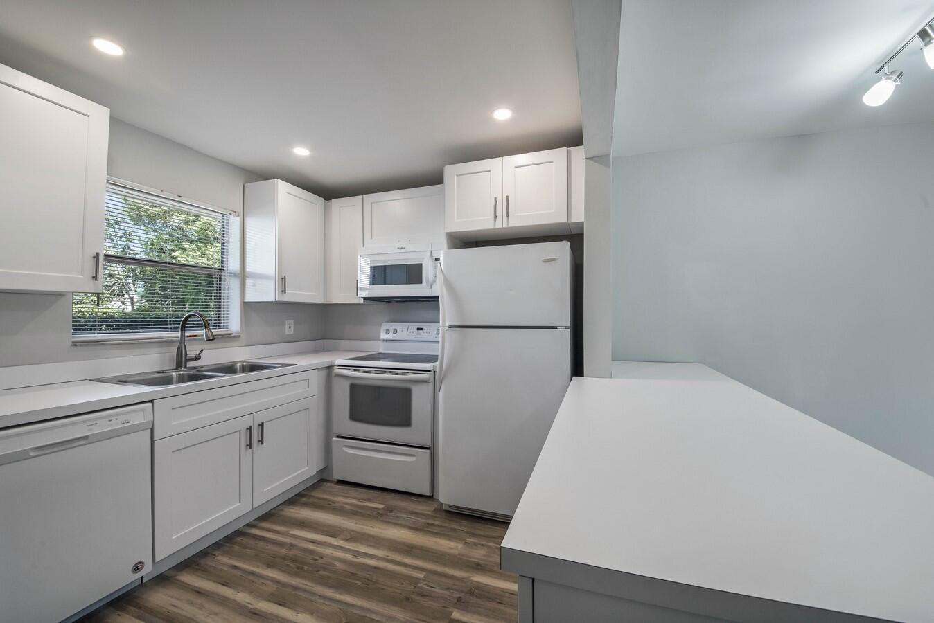 2755 W Atlantic Avenue, C-102