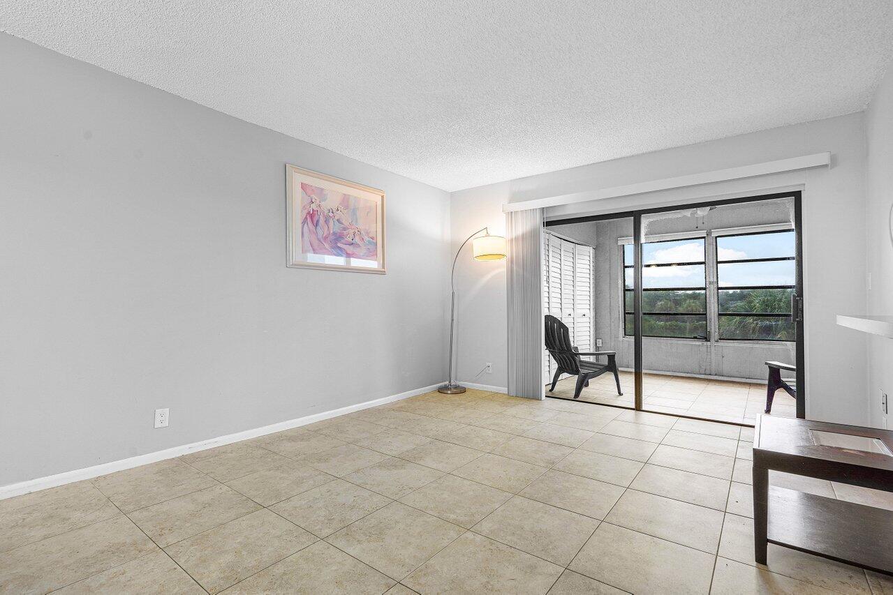 9440 SW 8th Street 420