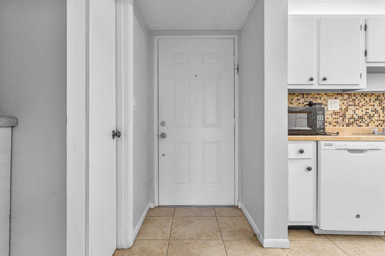 9440 SW 8th Street 420