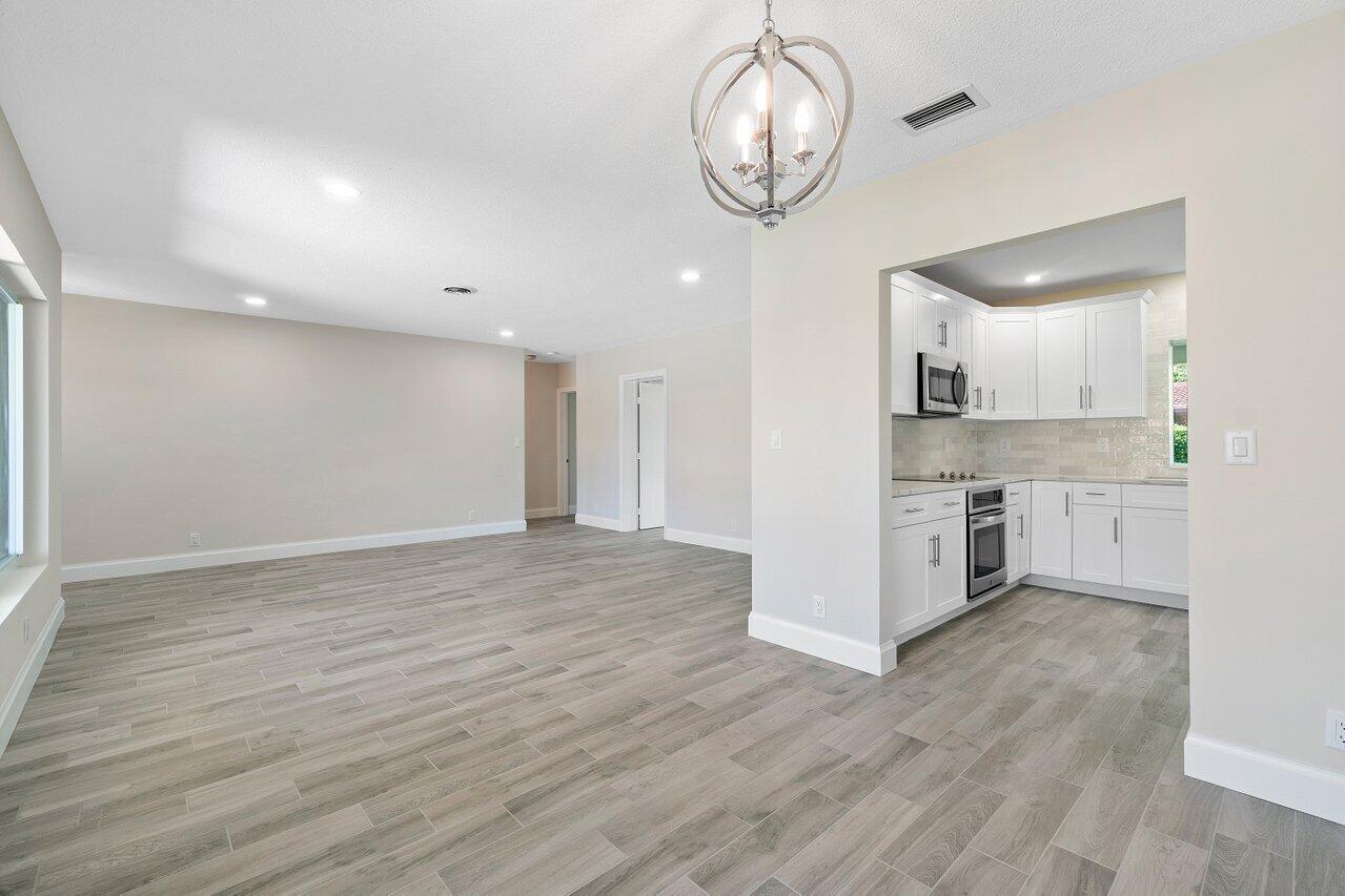 928 SW 4th Street