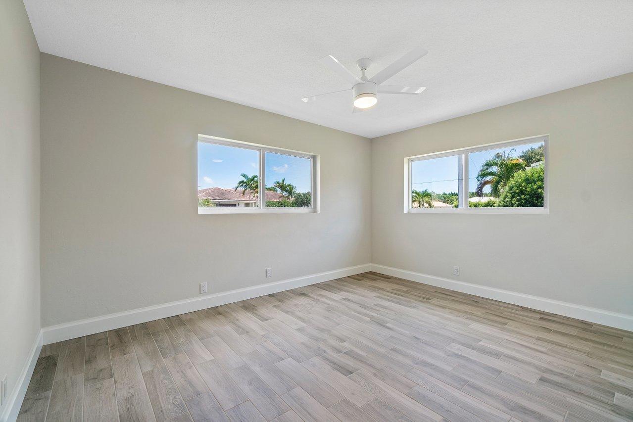 928 SW 4th Street