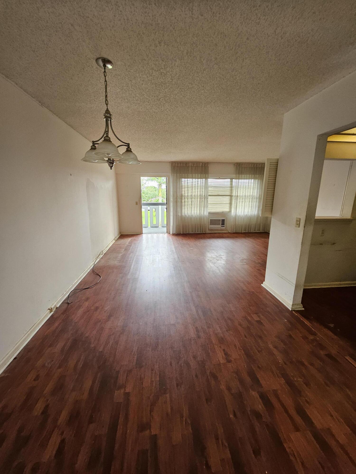 244 Suffolk 244 F