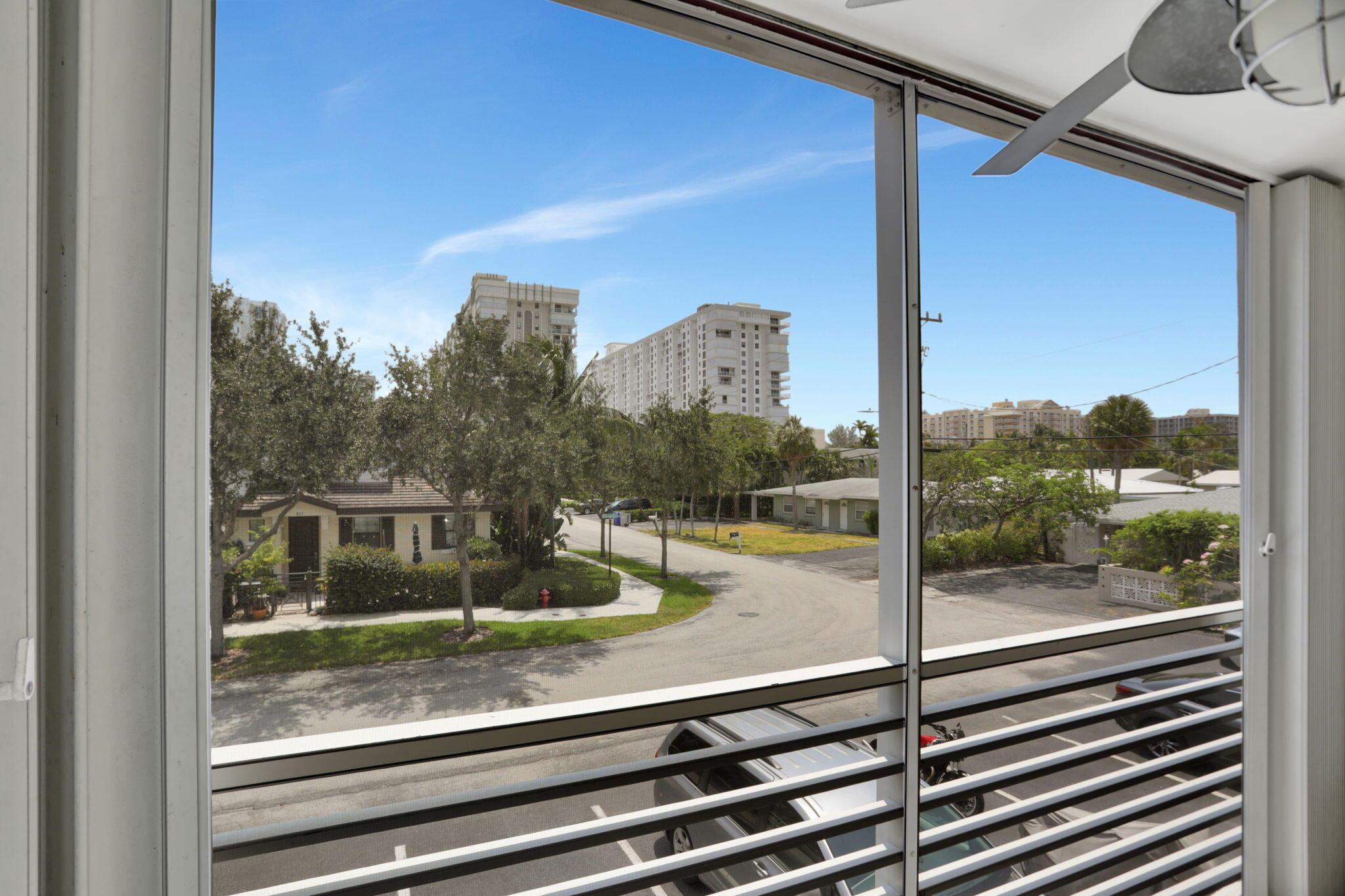 3216 SE 8th Street 202