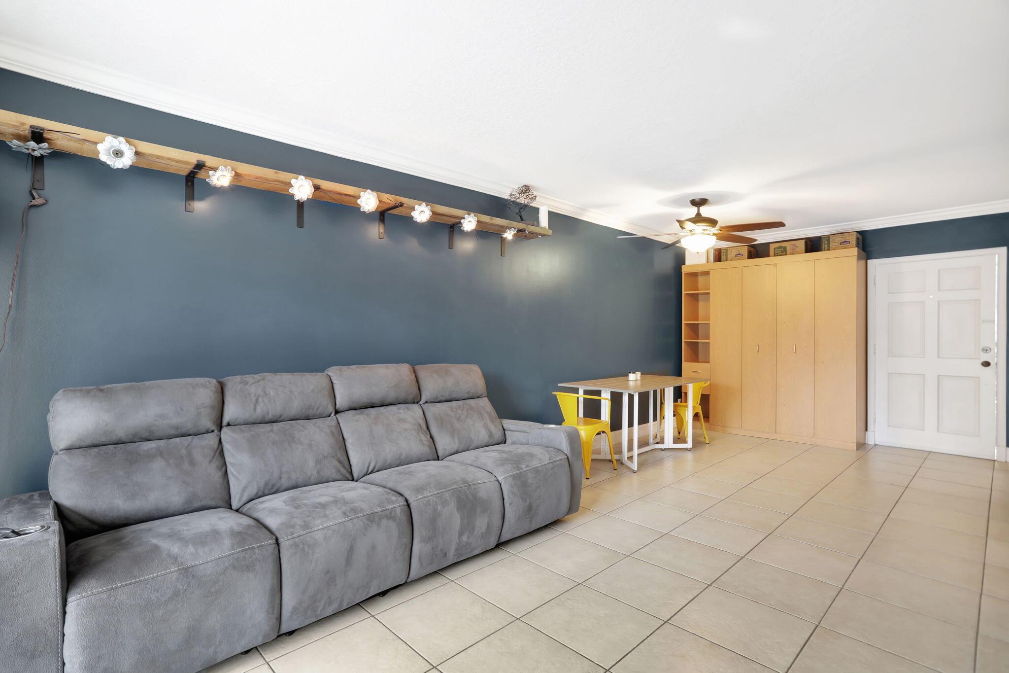 3216 SE 8th Street 202