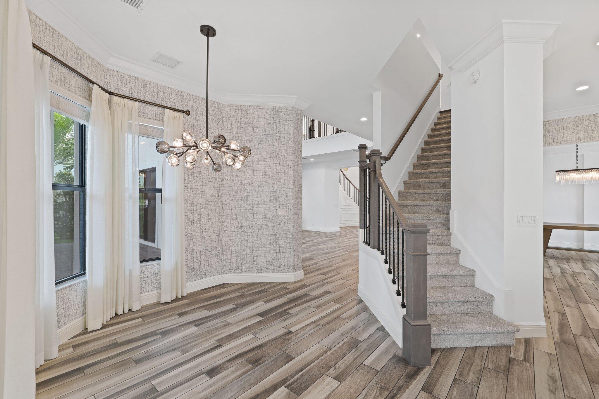 2585 NW 69th Street