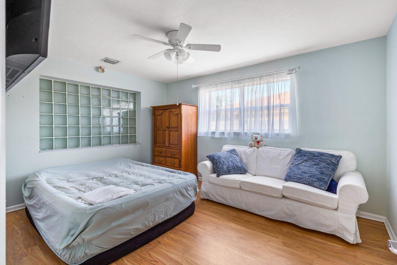 451 NE 25th Terrace, Boca Raton