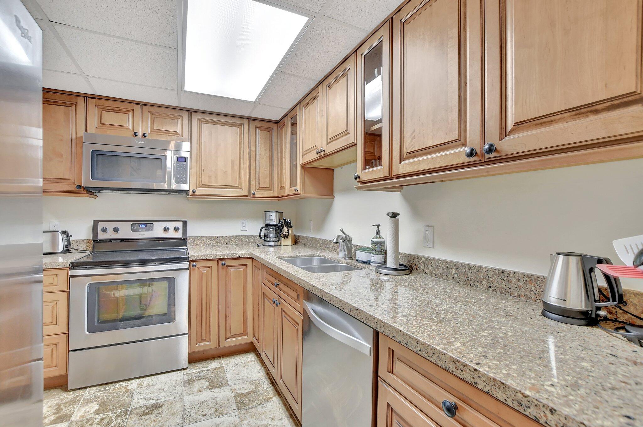 4505 S Ocean Boulevard 303, Highland Beach Unit: 303