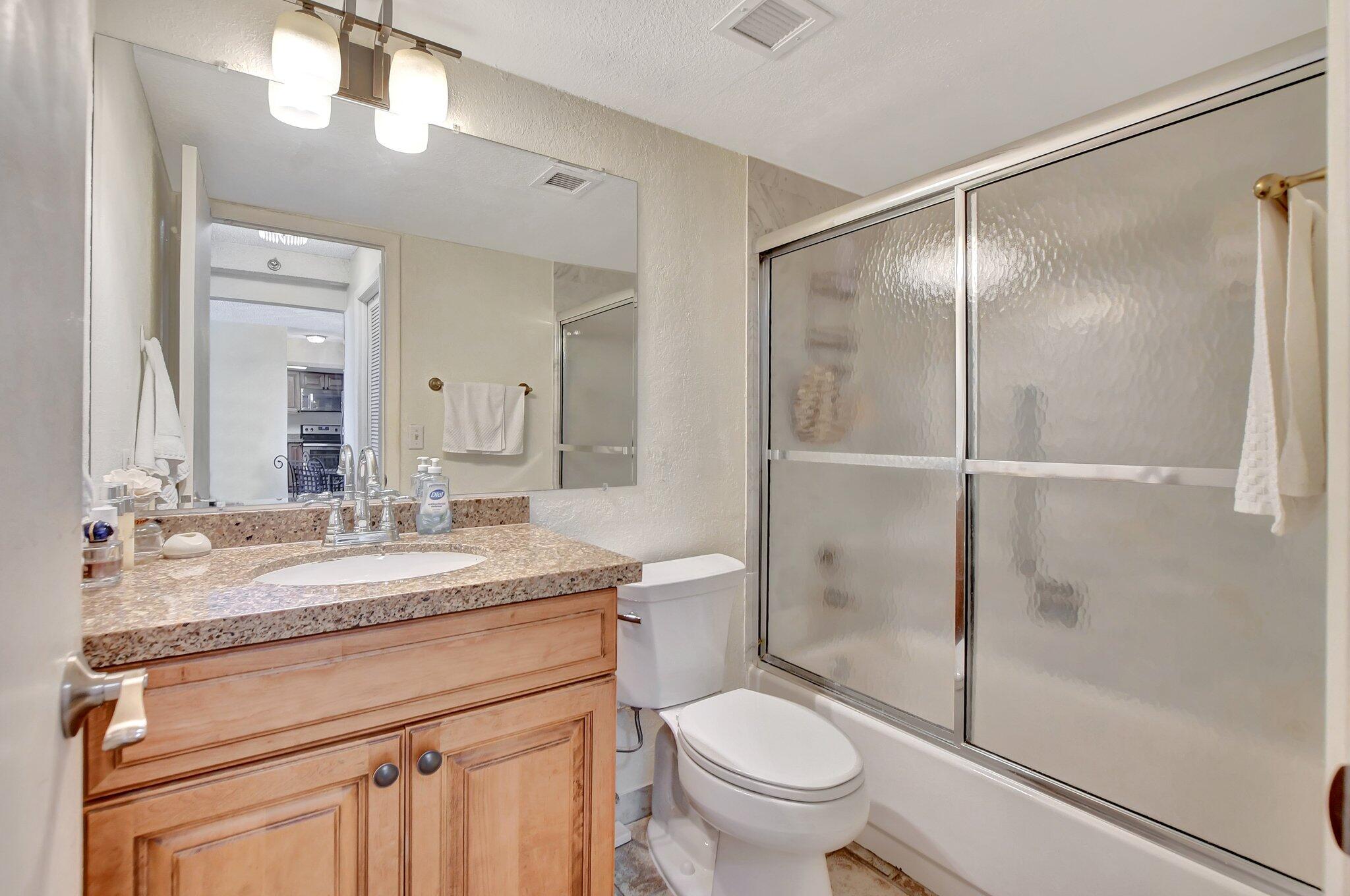 4505 S Ocean Boulevard 303, Highland Beach Unit: 303