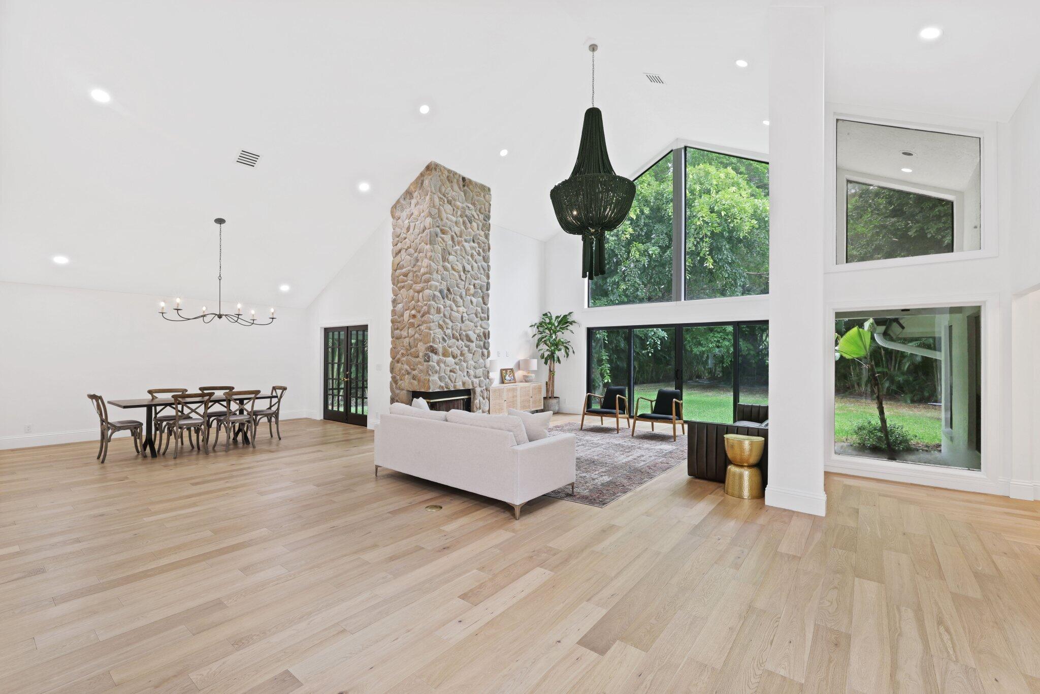 3235 Hyde Circle