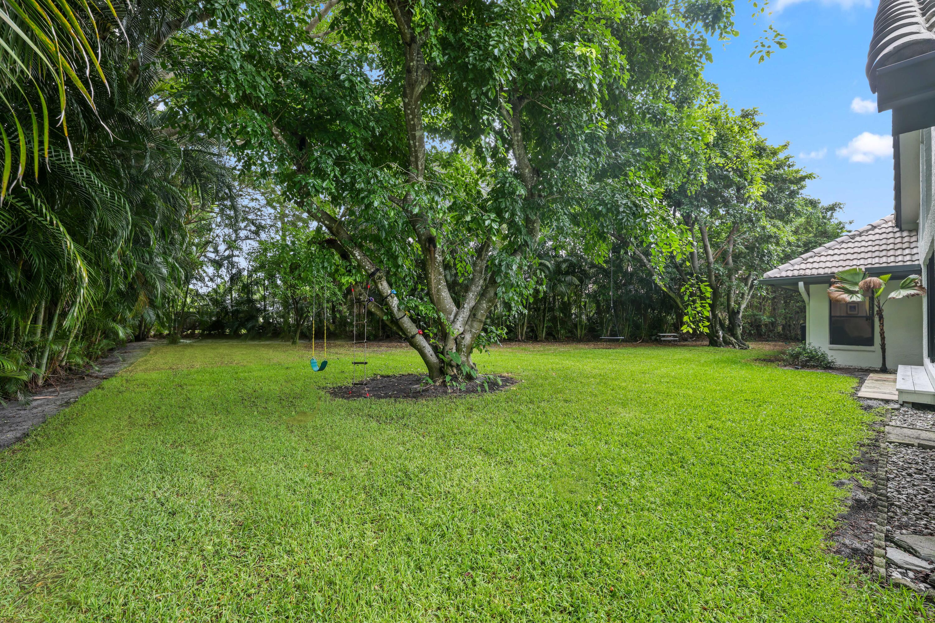 3235 Hyde Circle