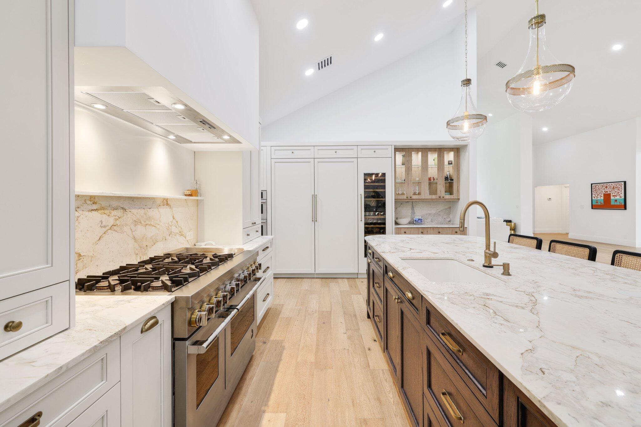 3235 Hyde Circle