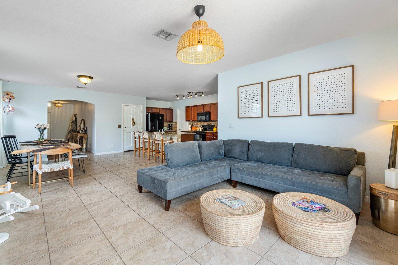 119 SW 2nd Avenue