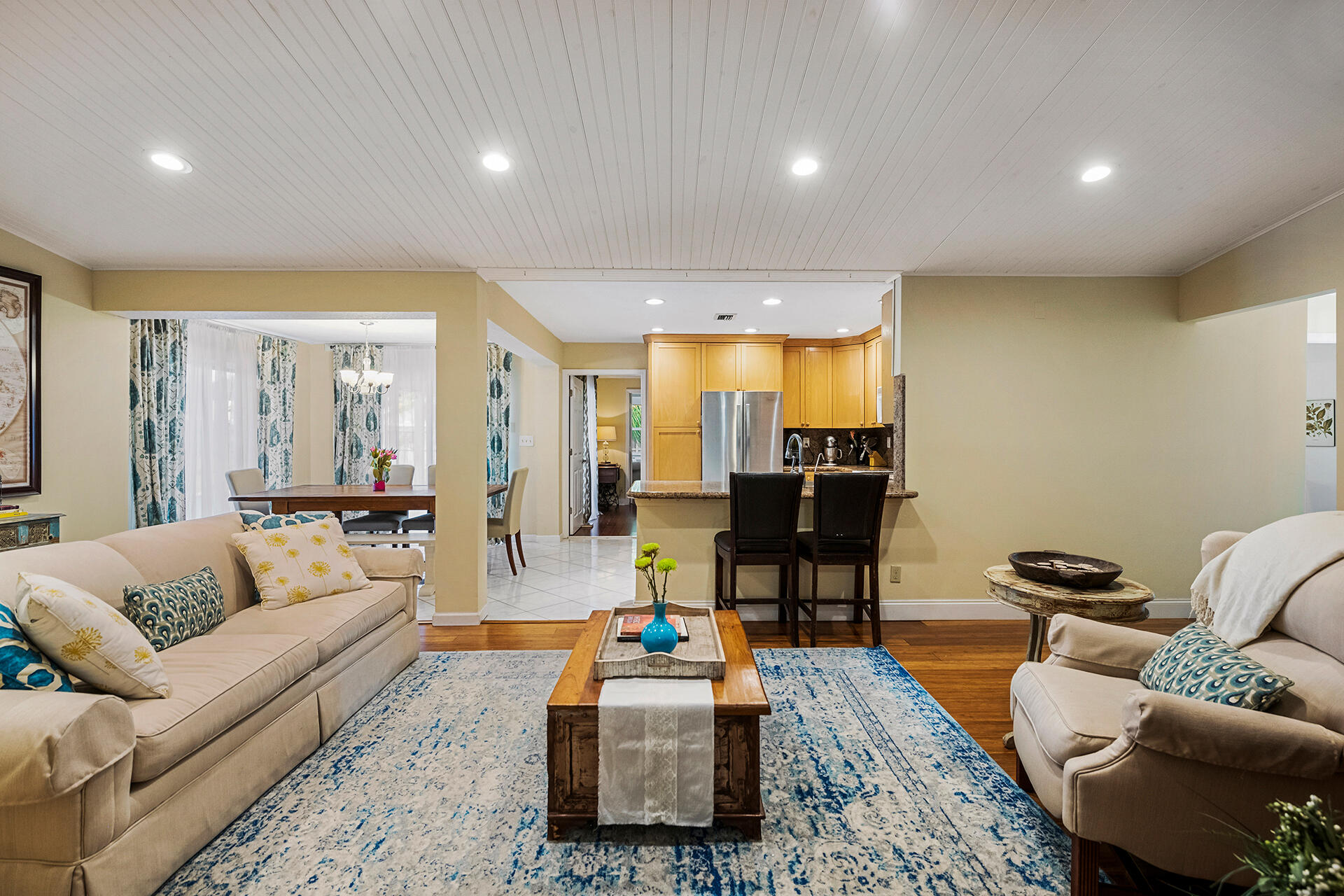 1498 W Royal Palm Road