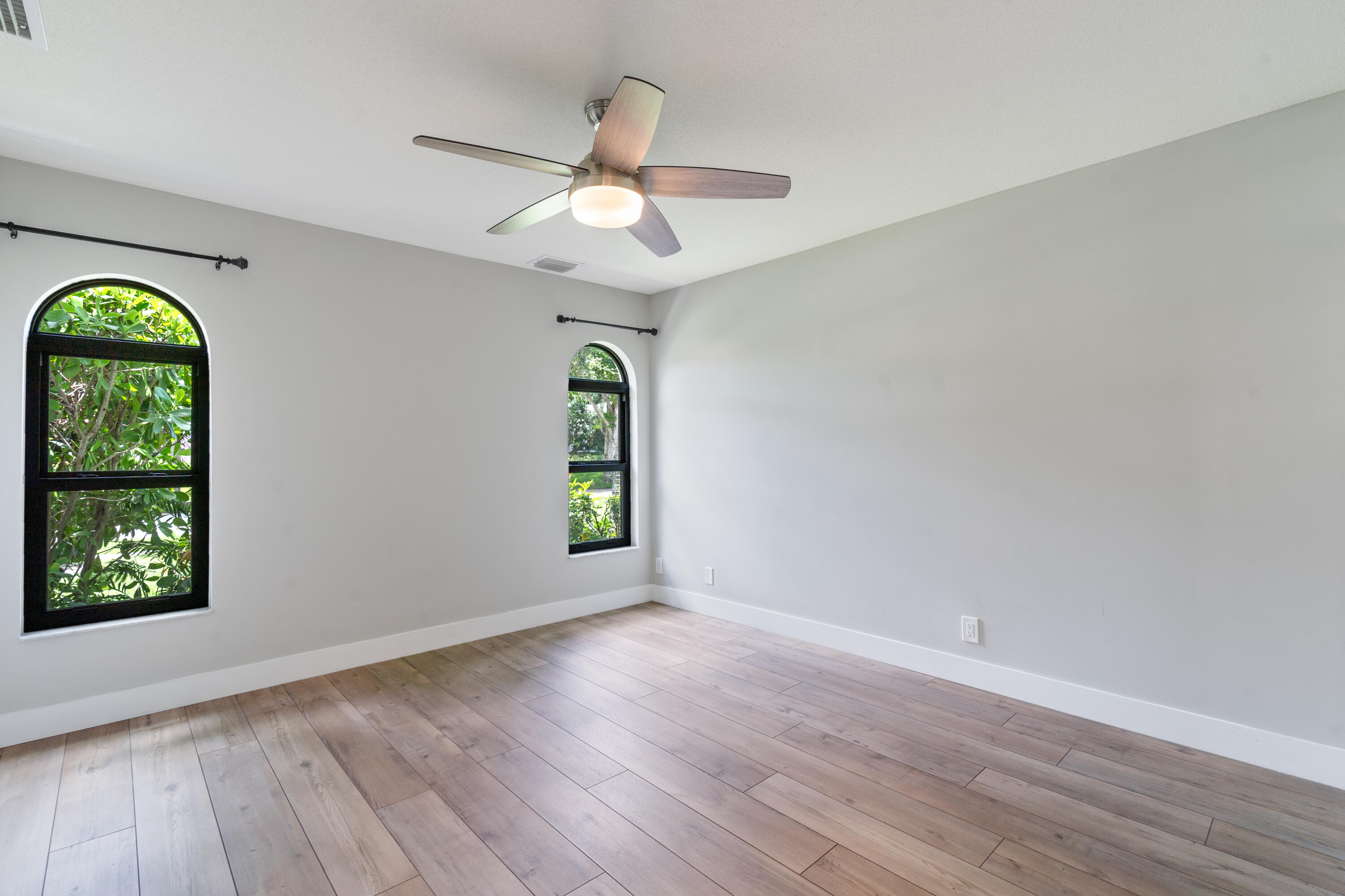 2940 NW 28th Terrace