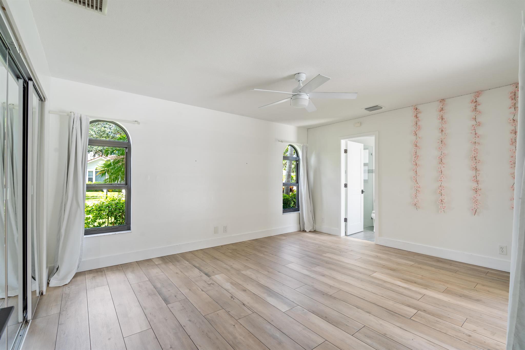 2940 NW 28th Terrace