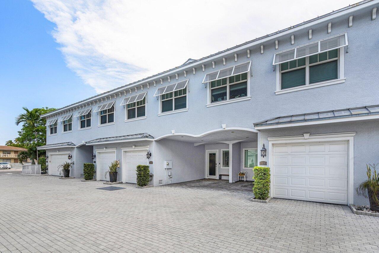 11 NE 20th Avenue 11