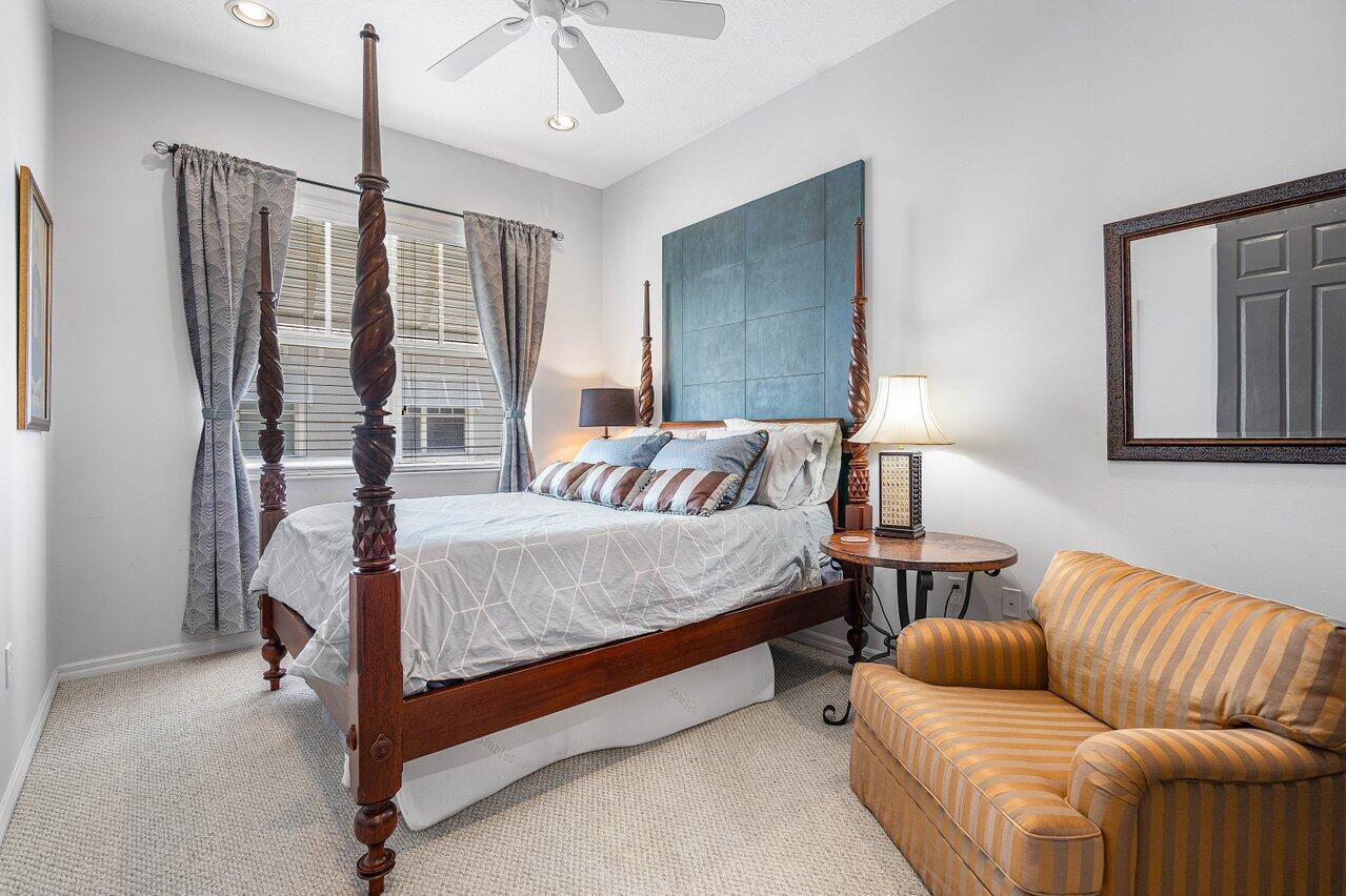 11 NE 20th Avenue 11