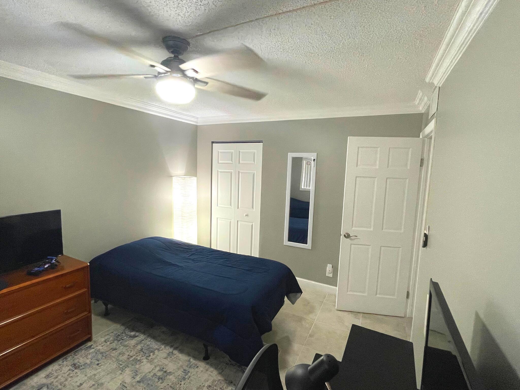 2805 SW 22nd Avenue 2070