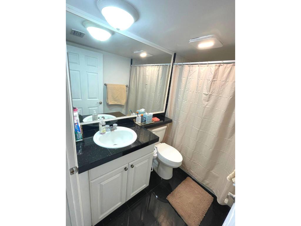 2805 SW 22nd Avenue 2070