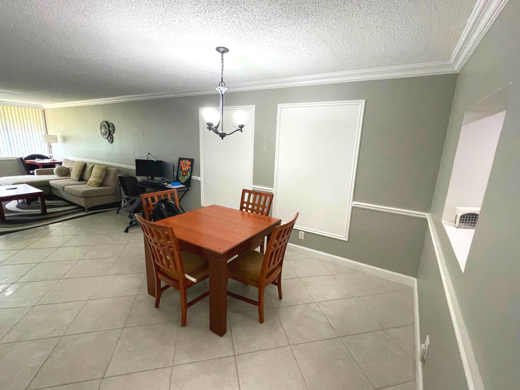 2805 SW 22nd Avenue 2070