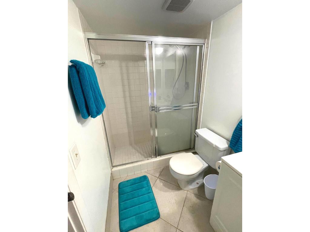 2805 SW 22nd Avenue 2070