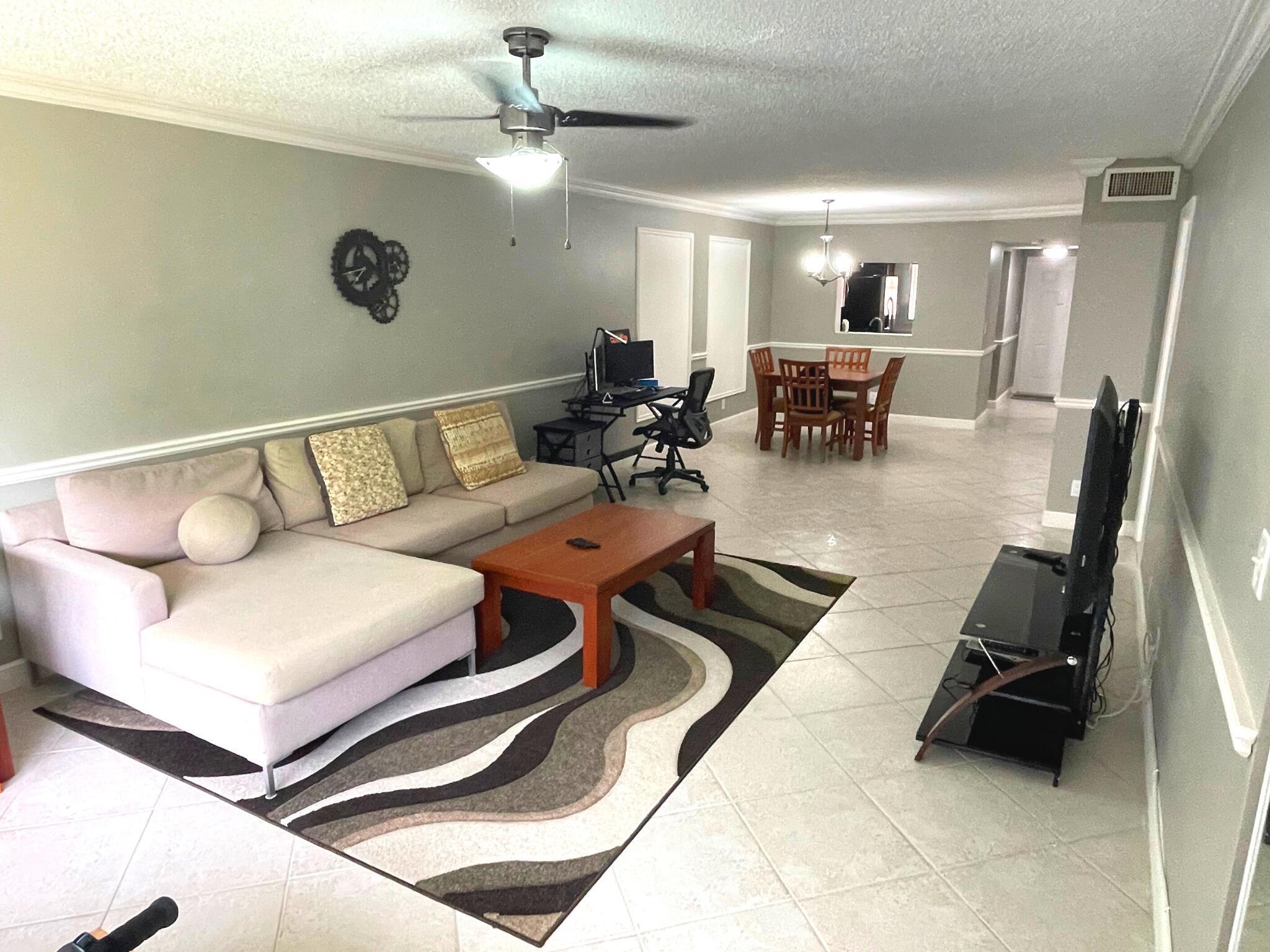 2805 SW 22nd Avenue 2070