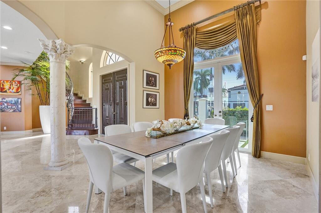 2801 NE 48th Street