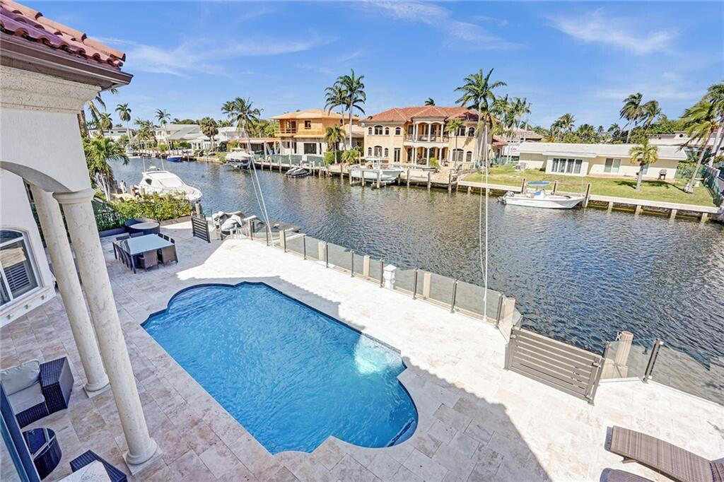 2801 NE 48th Street