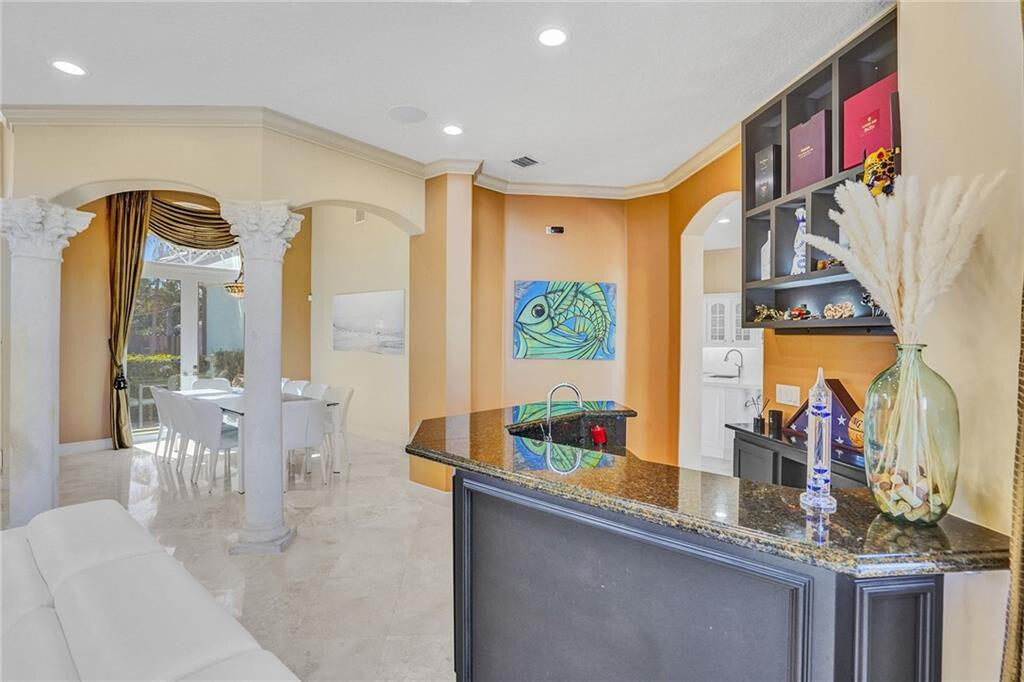 2801 NE 48th Street