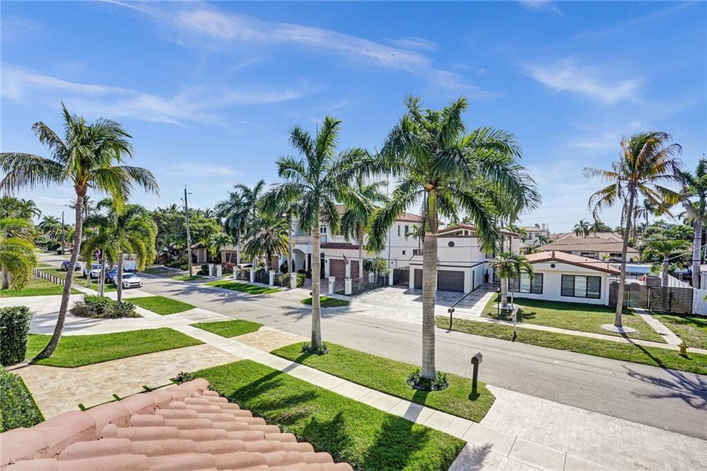 2801 NE 48th Street