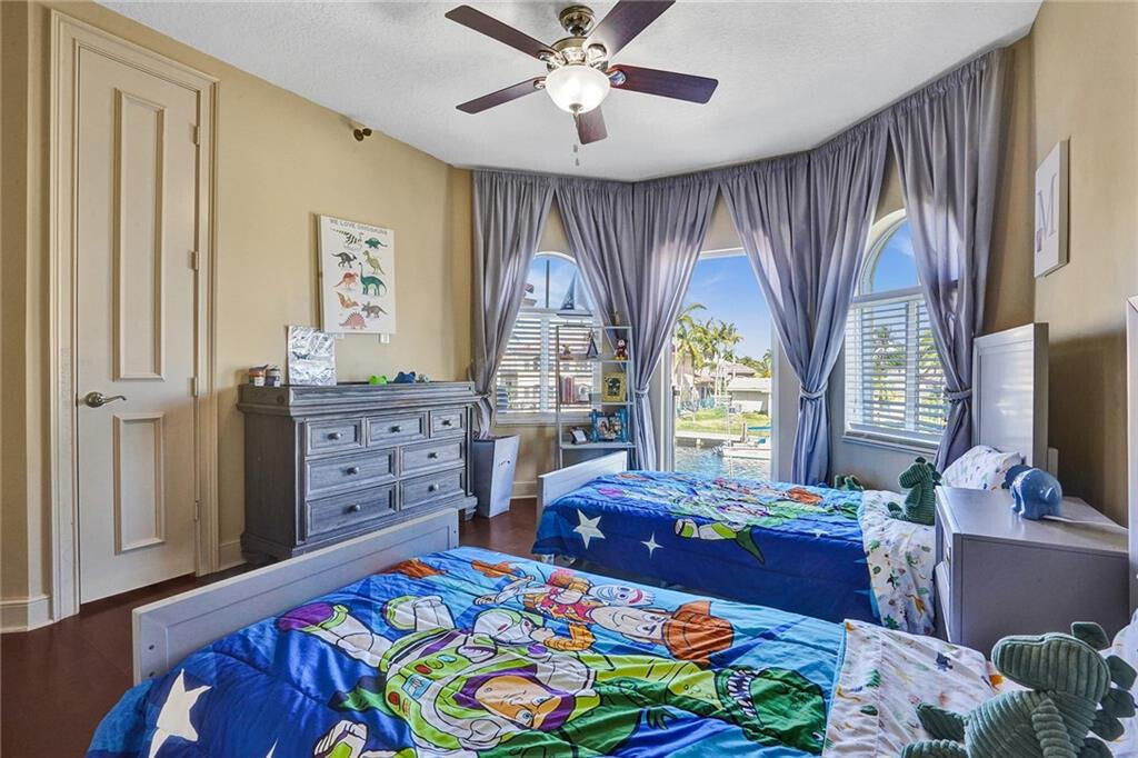 2801 NE 48th Street