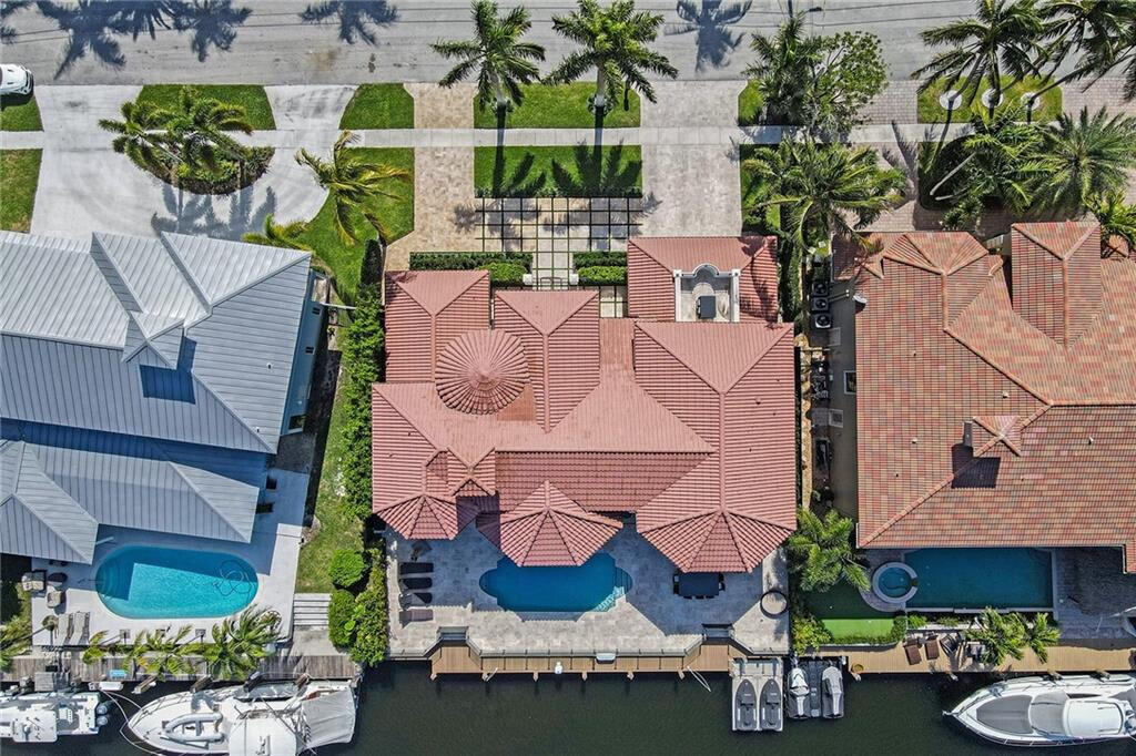 2801 NE 48th Street
