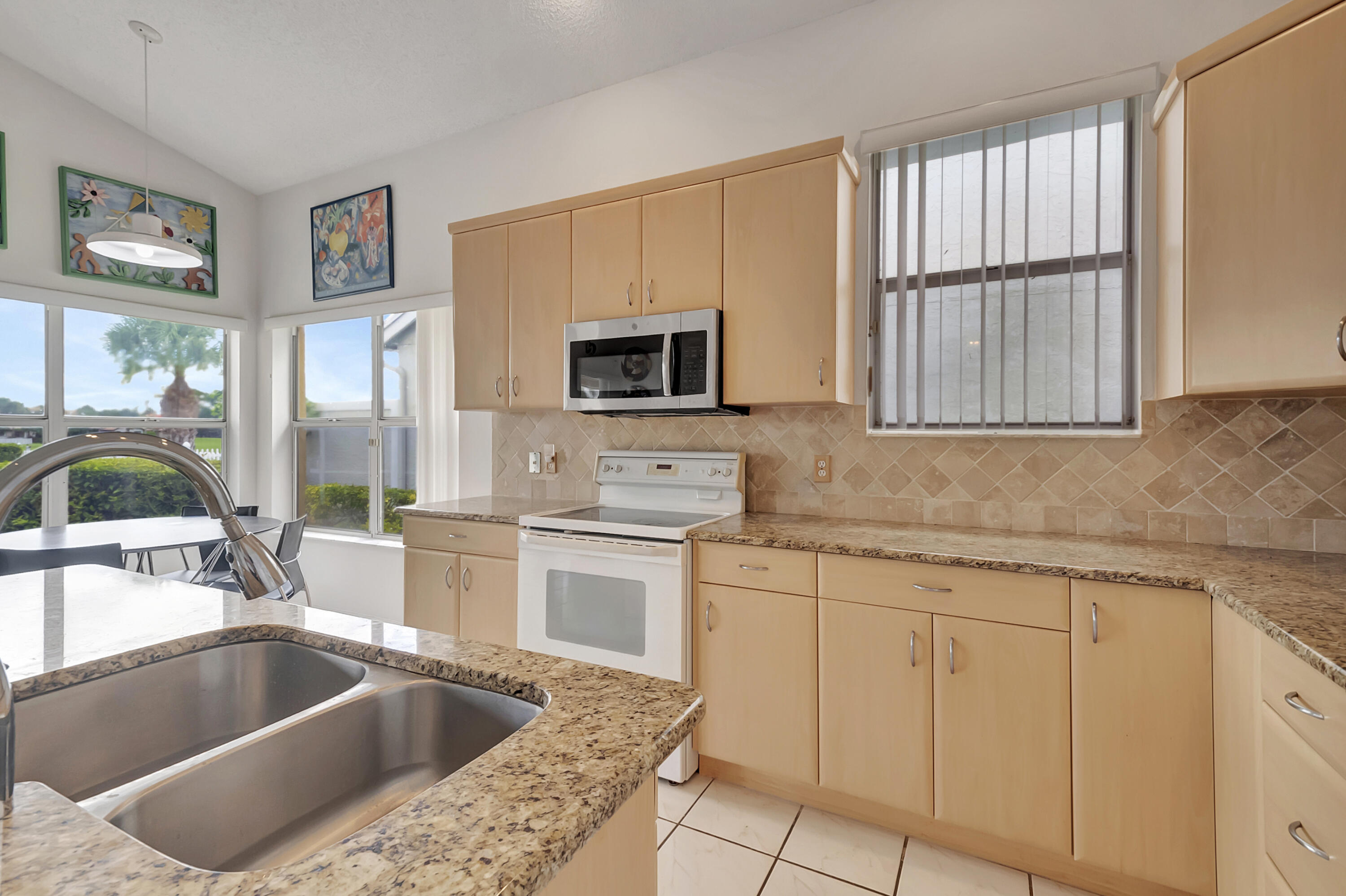 8240 Horseshoe Bay Road