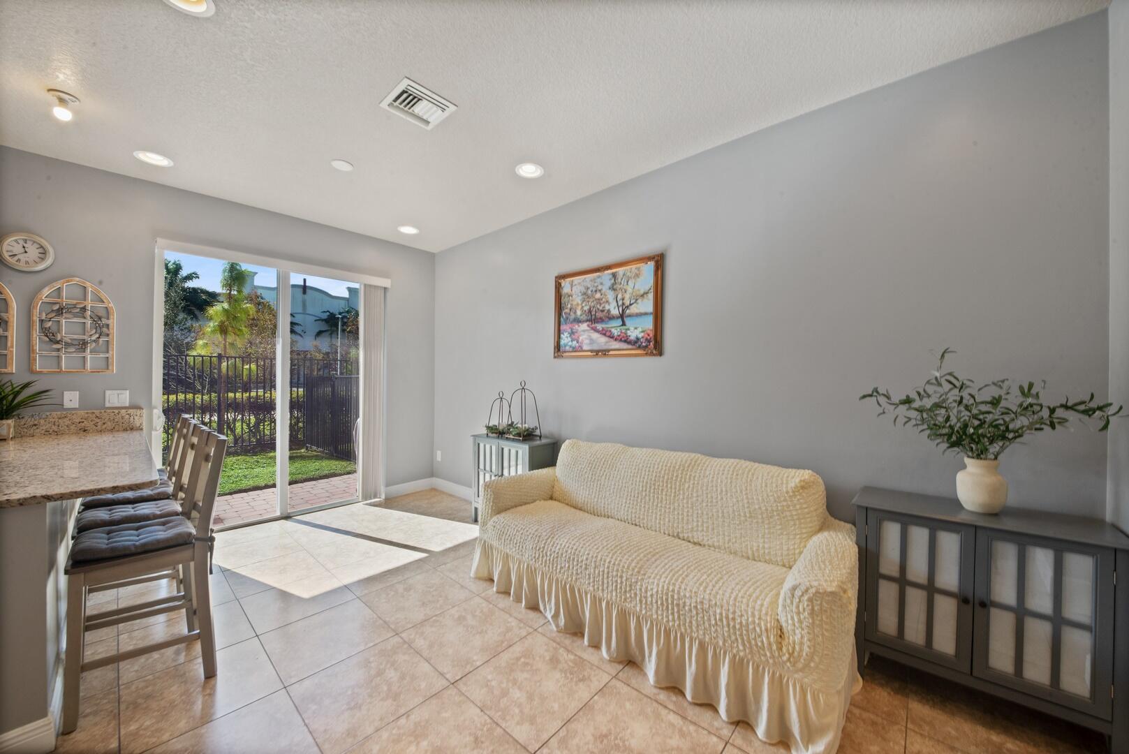 6970 Long Pine Circle, Coconut Creek