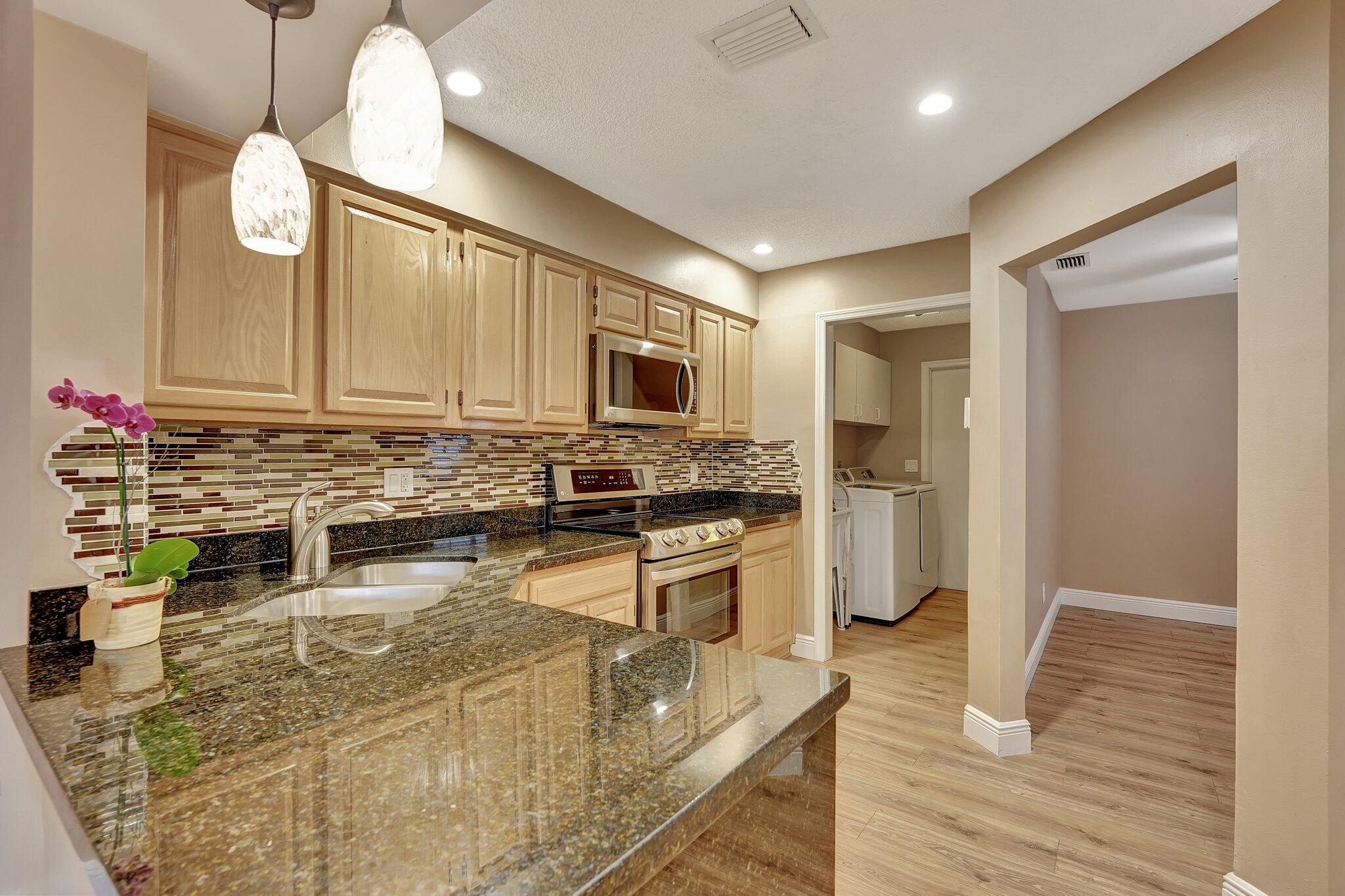 10802 Cypress Glen Drive 10802, Coral Springs Unit: 10802