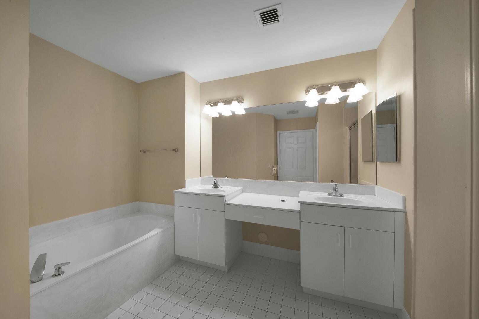 7684 Springwater Place 102, Boynton Beach Unit: 102