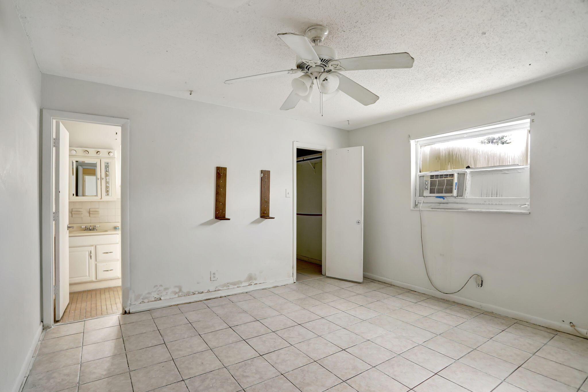 340 NW 69th Terrace
