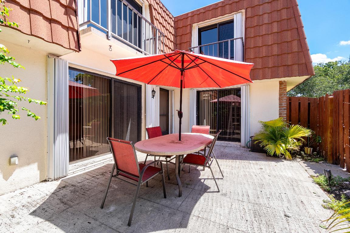 3112 Spanish Wells Drive, 14-B, Delray Beach Unit: 14-B