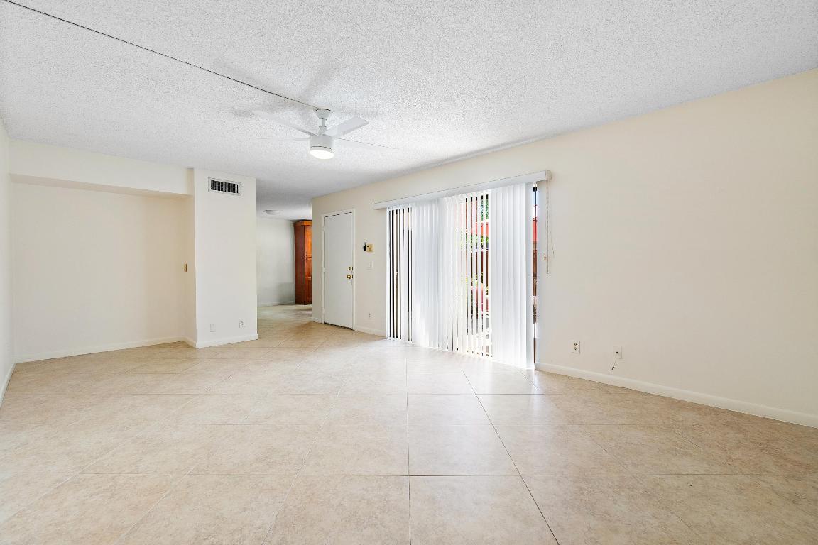3112 Spanish Wells Drive, 14-B, Delray Beach Unit: 14-B
