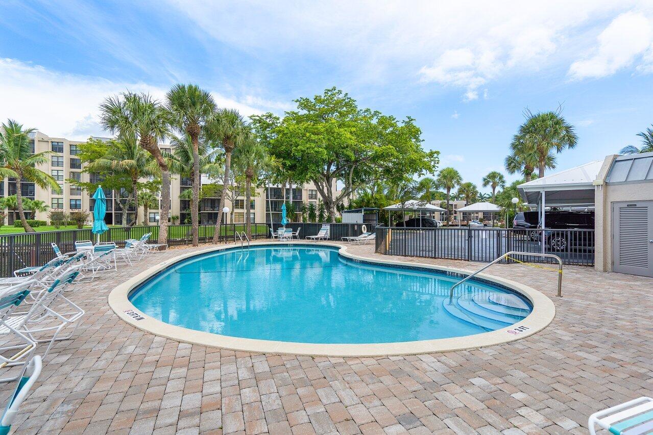 22 Royal Palm Way Unit 402, Boca Raton Unit: Unit 402