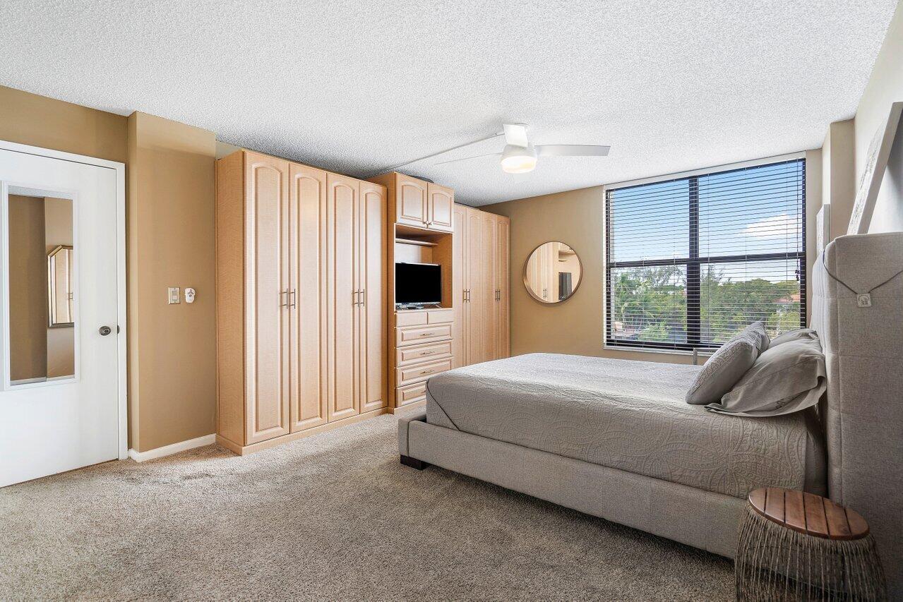 22 Royal Palm Way Unit 402, Boca Raton Unit: Unit 402