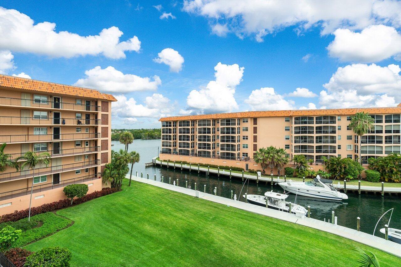 2871 N Ocean Boulevard V247