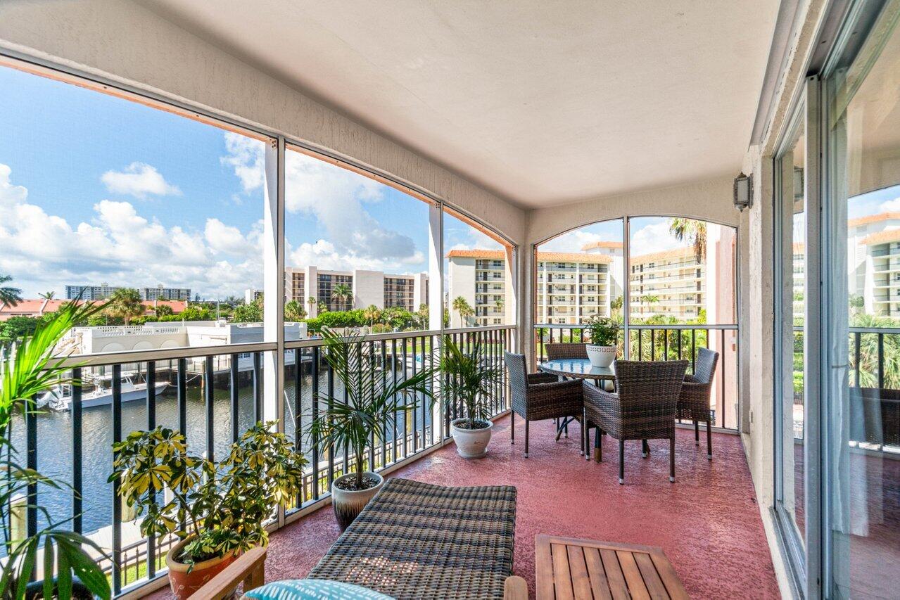 2871 N Ocean Boulevard V247