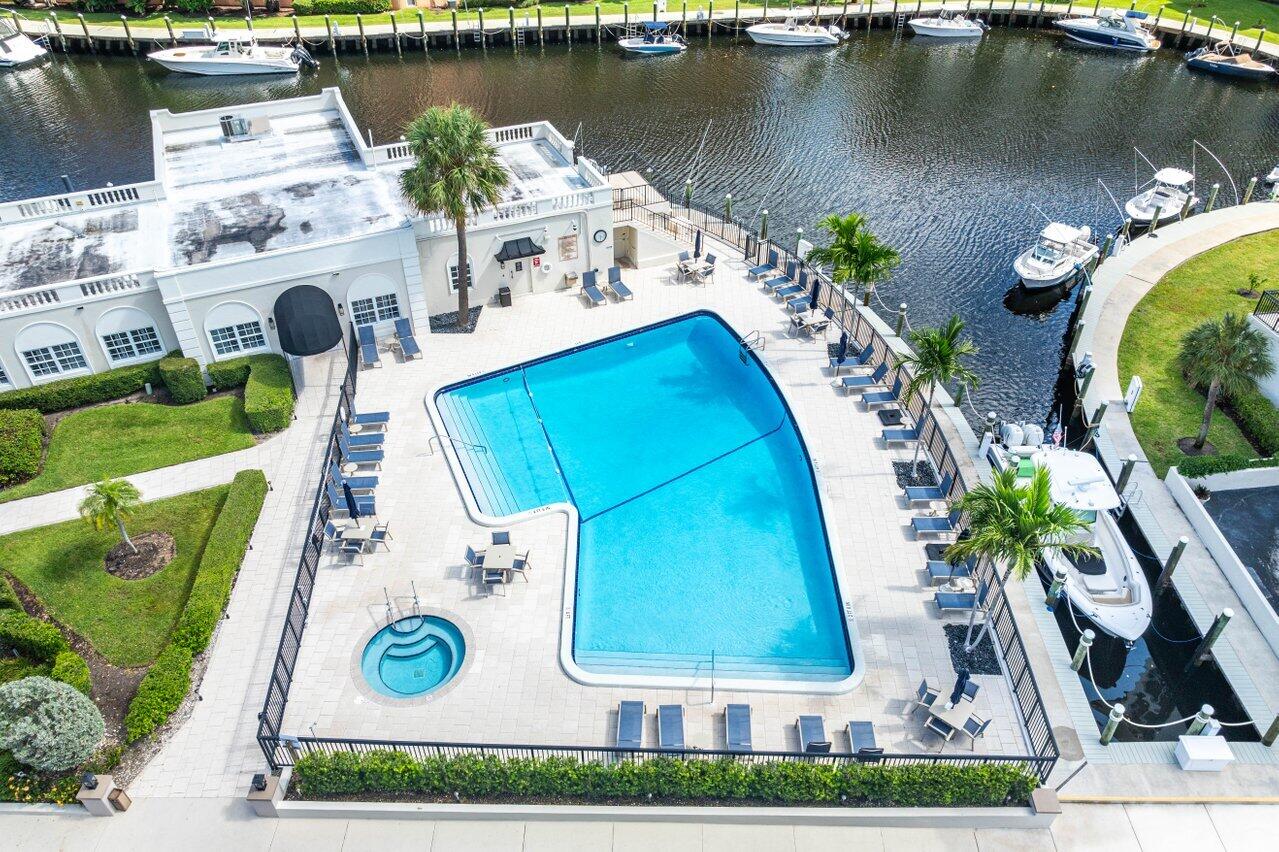 2871 N Ocean Boulevard V247