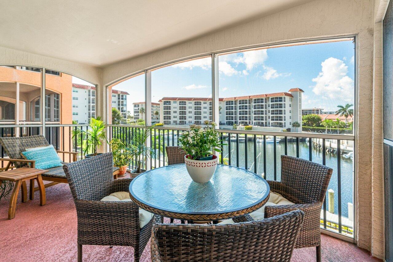 2871 N Ocean Boulevard V247