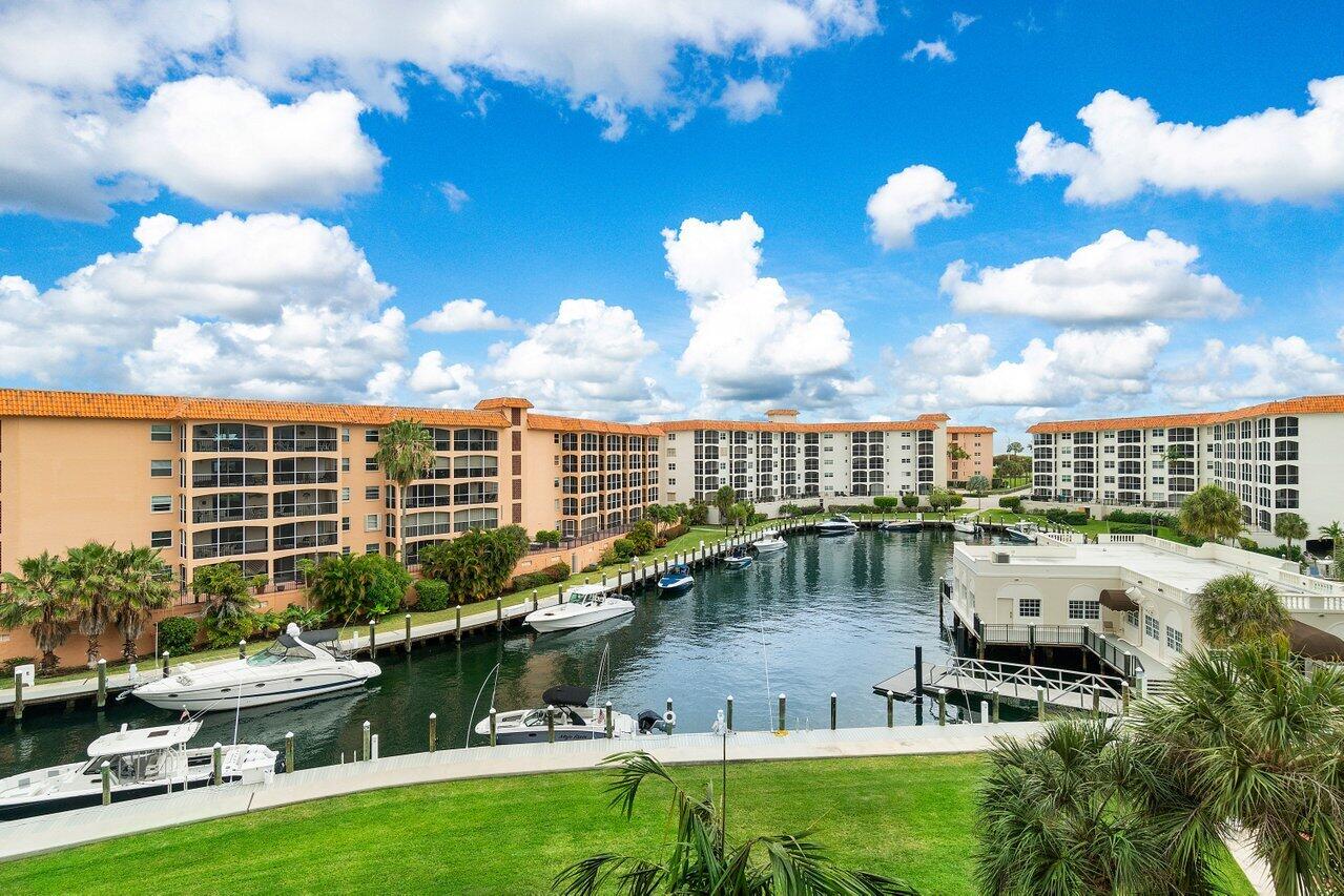 2871 N Ocean Boulevard V247