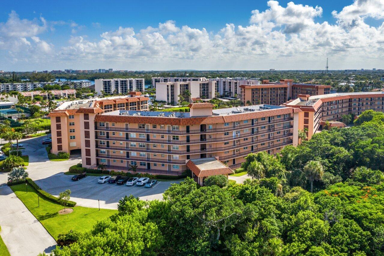 2871 N Ocean Boulevard V247