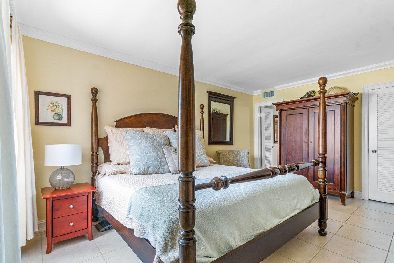 2871 N Ocean Boulevard V247